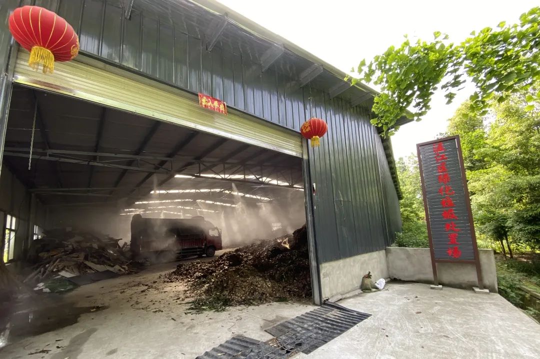 落葉、枯枝重獲“新生”！溫江的綠化垃圾有了“好去處”~